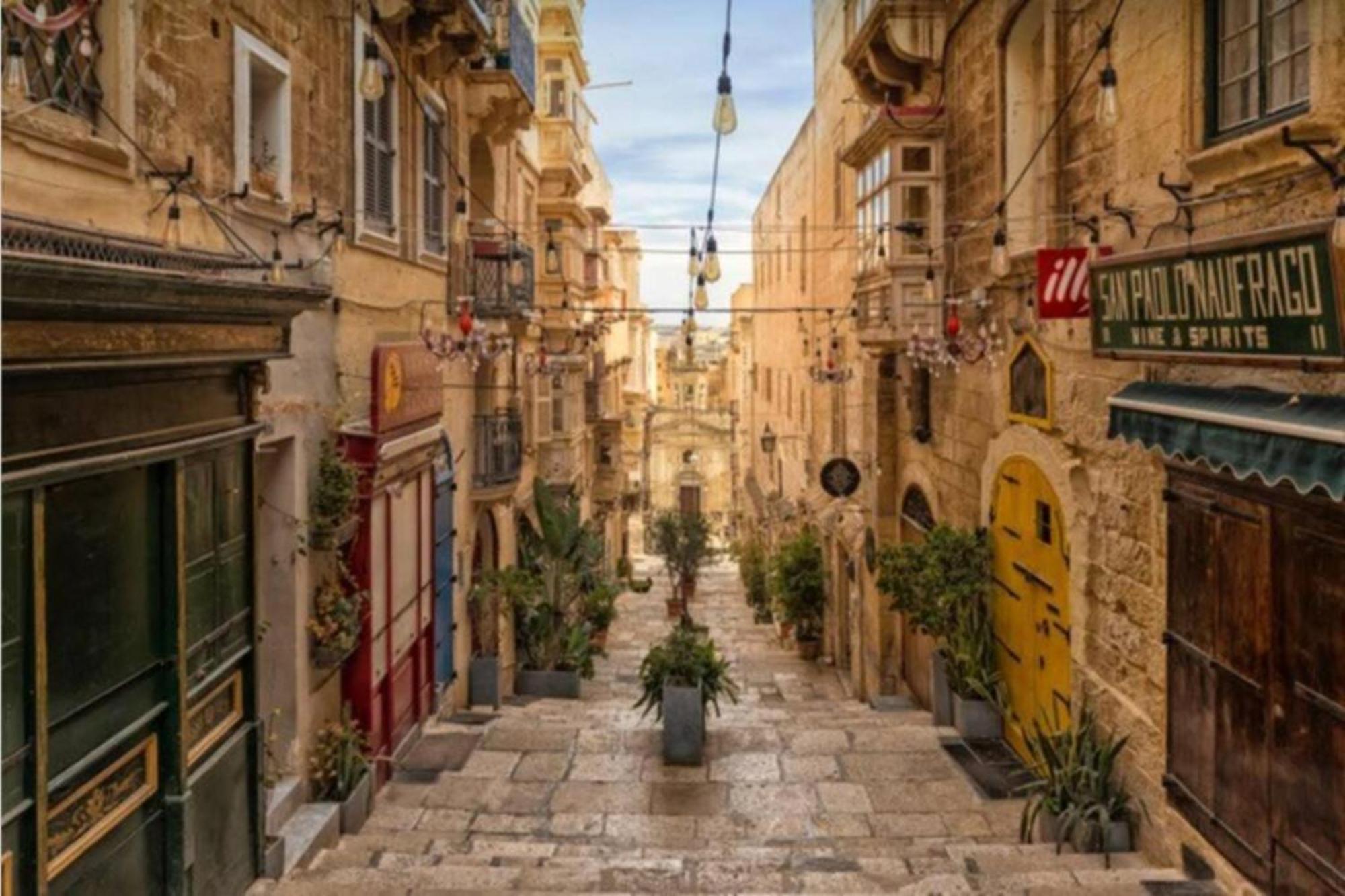 Authentic 1St Fl Apartment At The 3 Cities Marina Cospicua Exterior photo