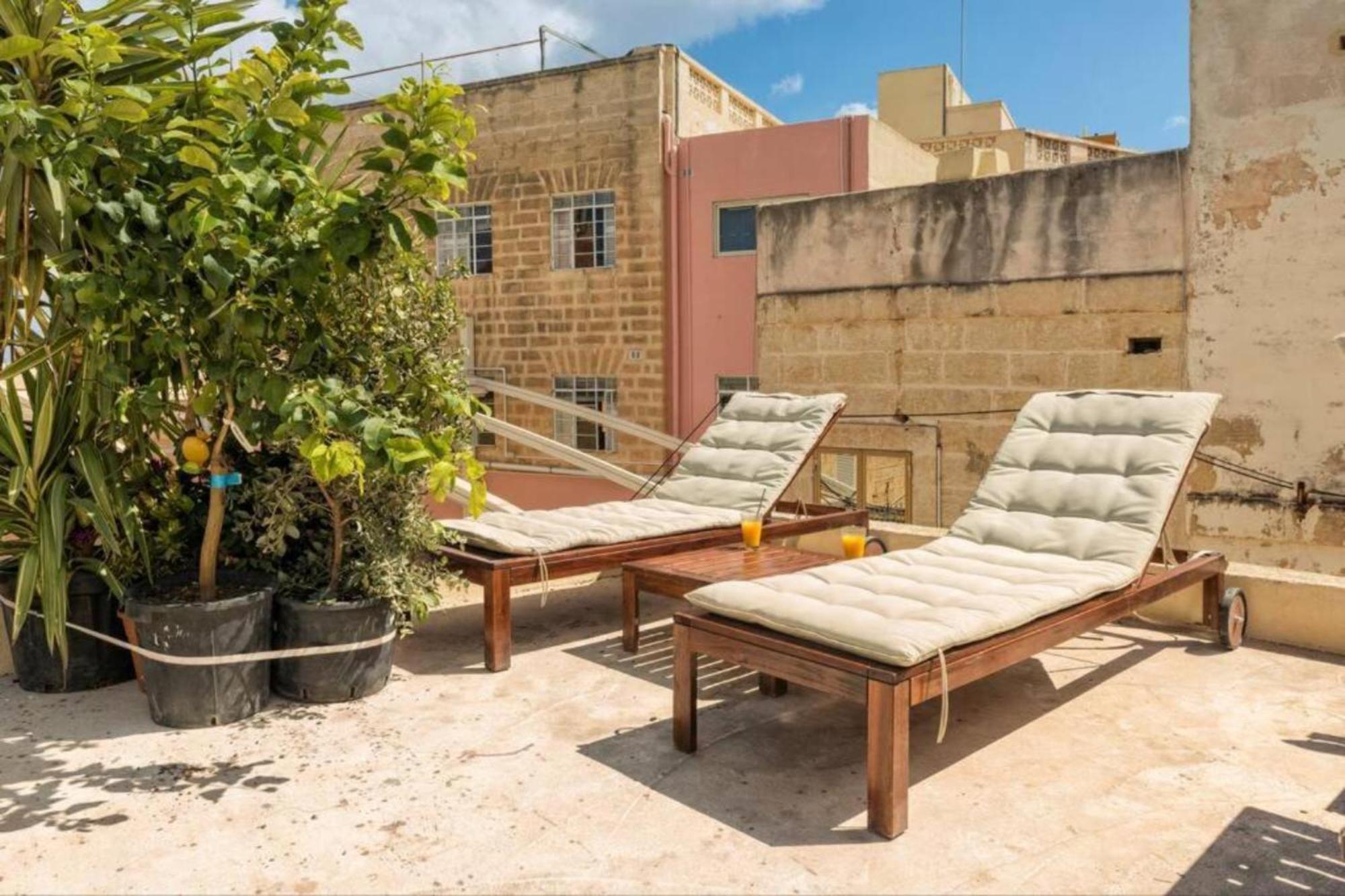 Authentic 1St Fl Apartment At The 3 Cities Marina Cospicua Exterior photo